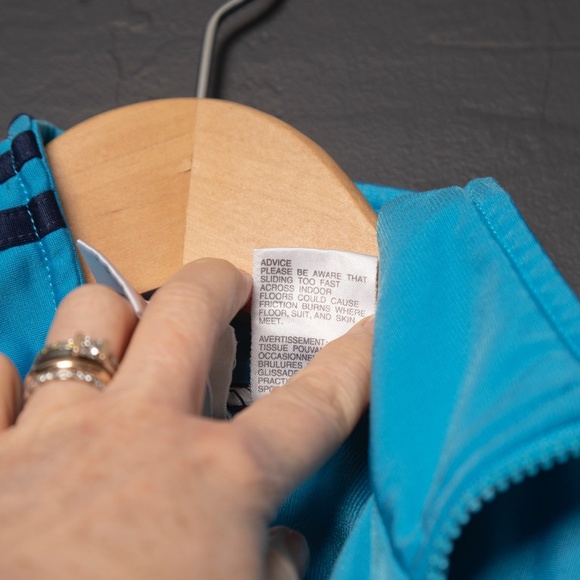 Kids Adidas Zip Up Light Satin Jacket Sz 8 - Picture 4 of 7